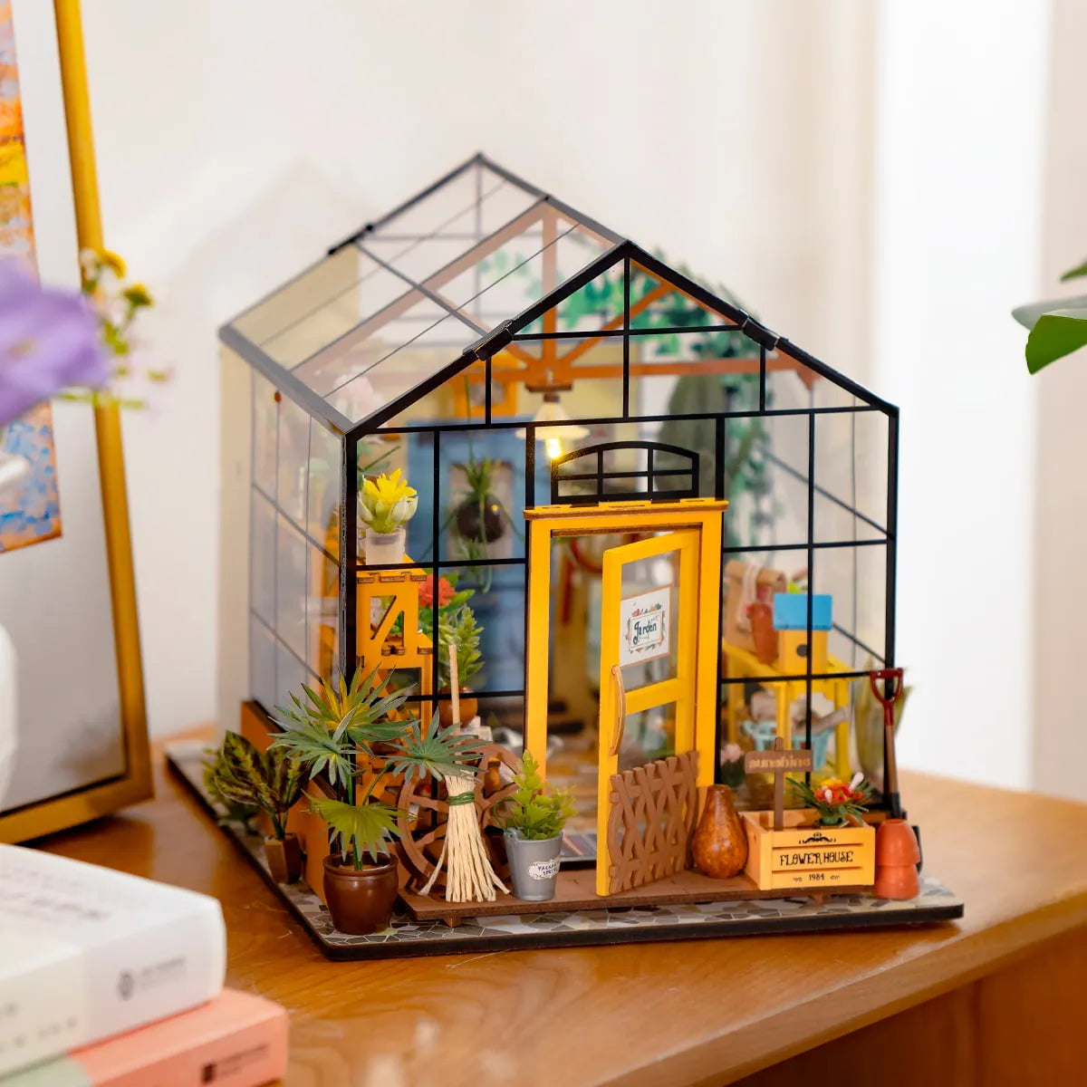 Rolife DIY Miniature House - Greenhouse Cathy's Flower House DG104