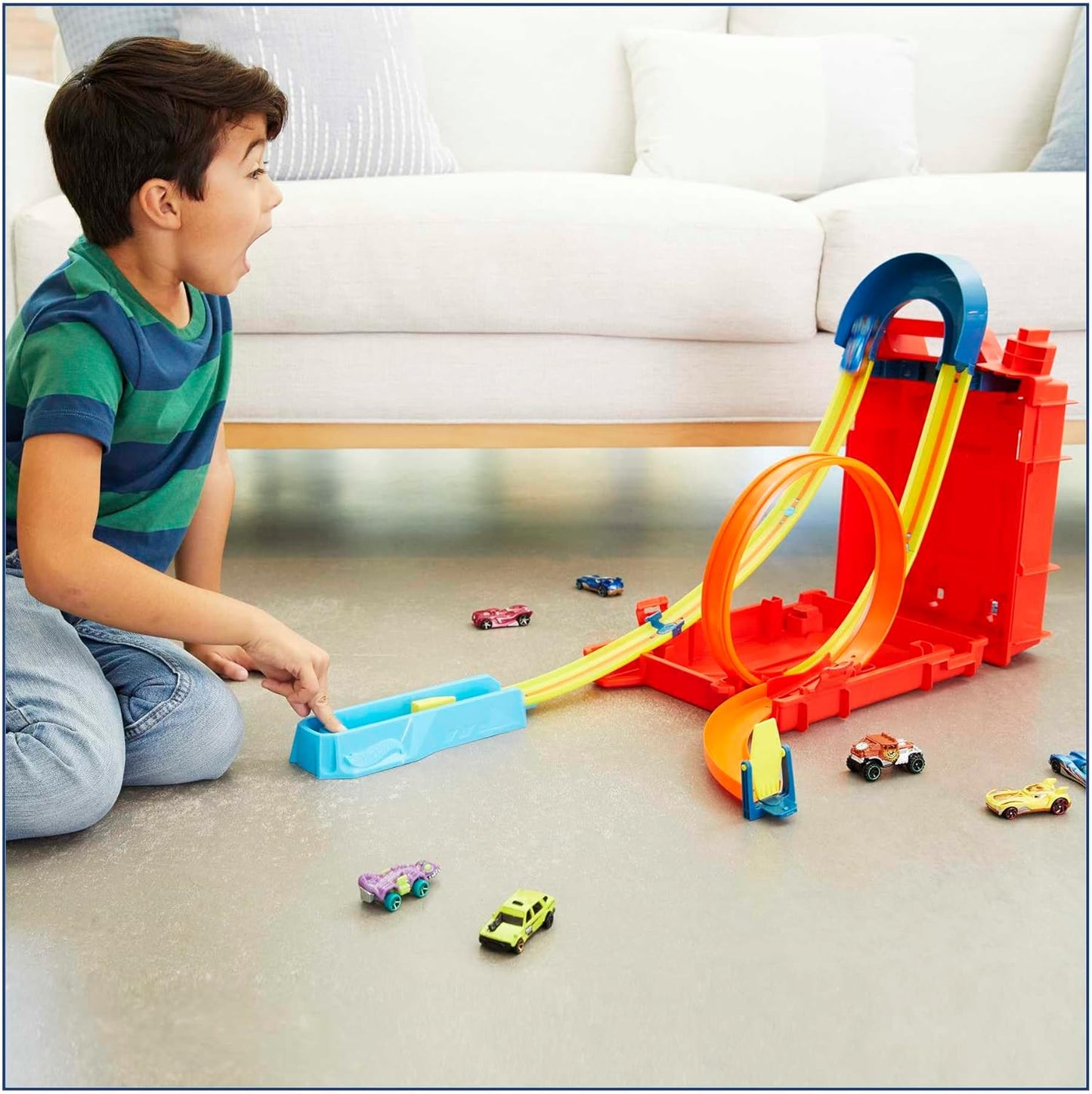 Hot Wheels Track Builder Unlimited Fuel Can Stunt Box