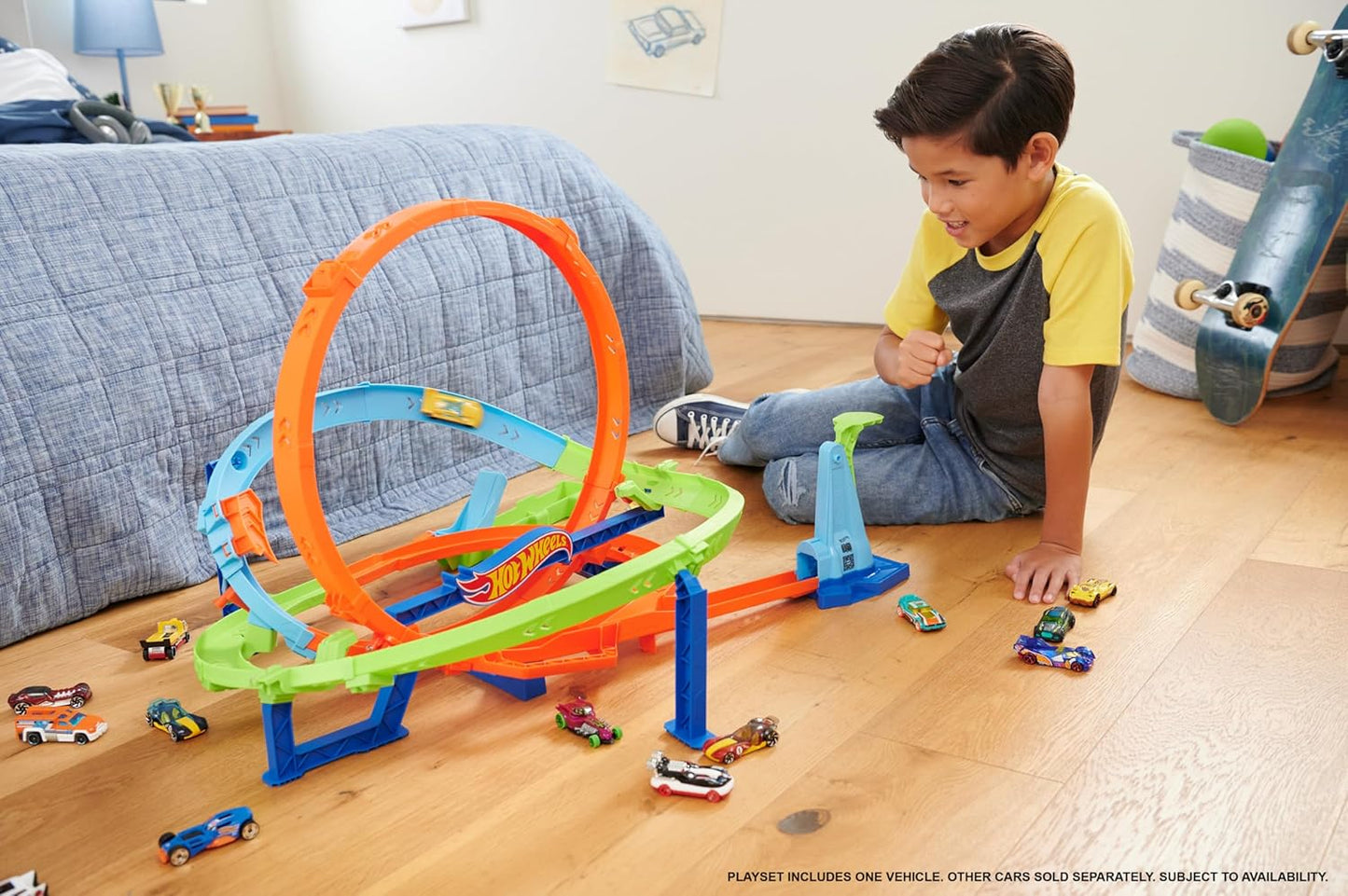 Hot Wheels Action Loop Cyclone Challenge Track Set With 1:64 Scale Toy Car