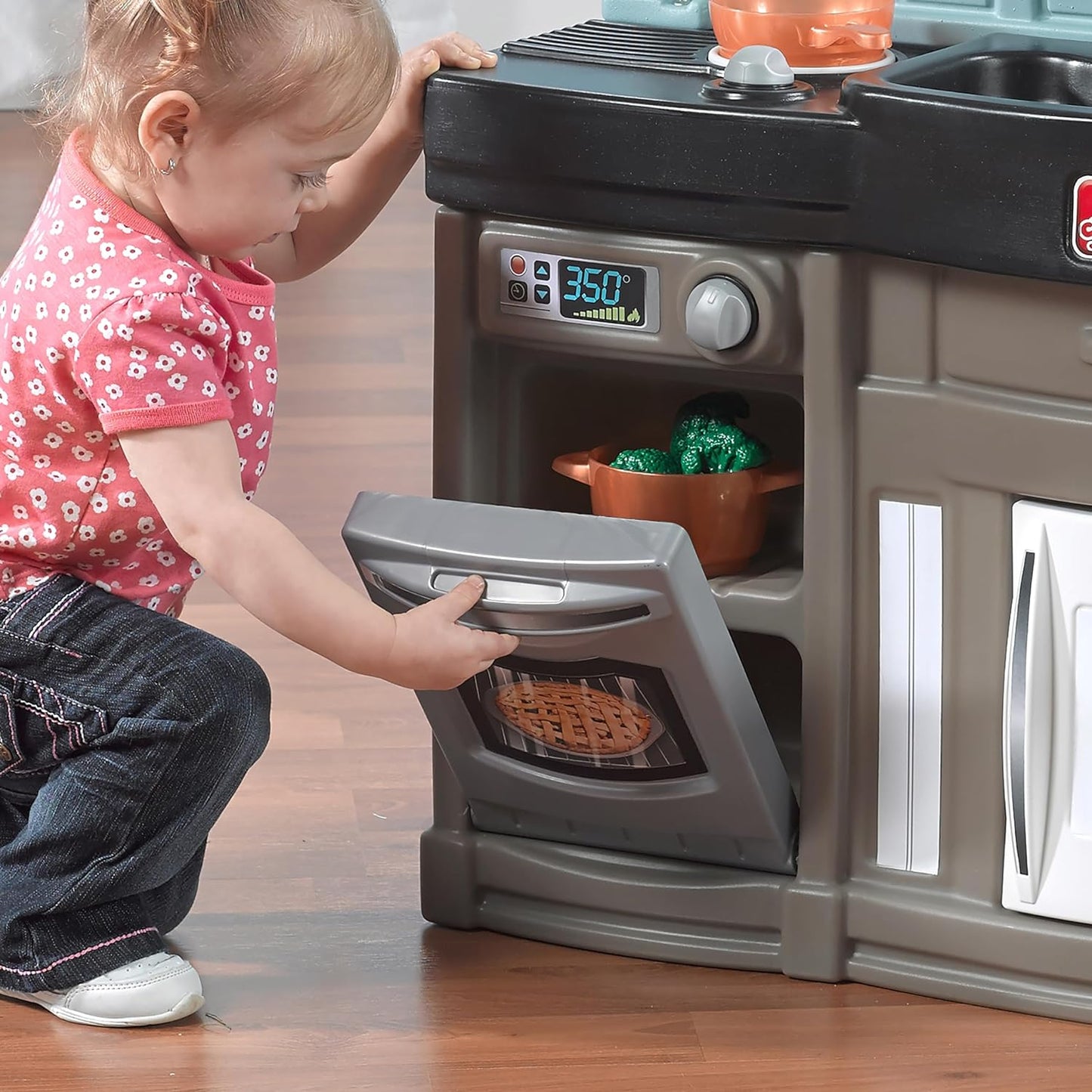 Step2 Best Chefs Kitchen Set for Kids – Includes 25 Toy Kitchen Accessories