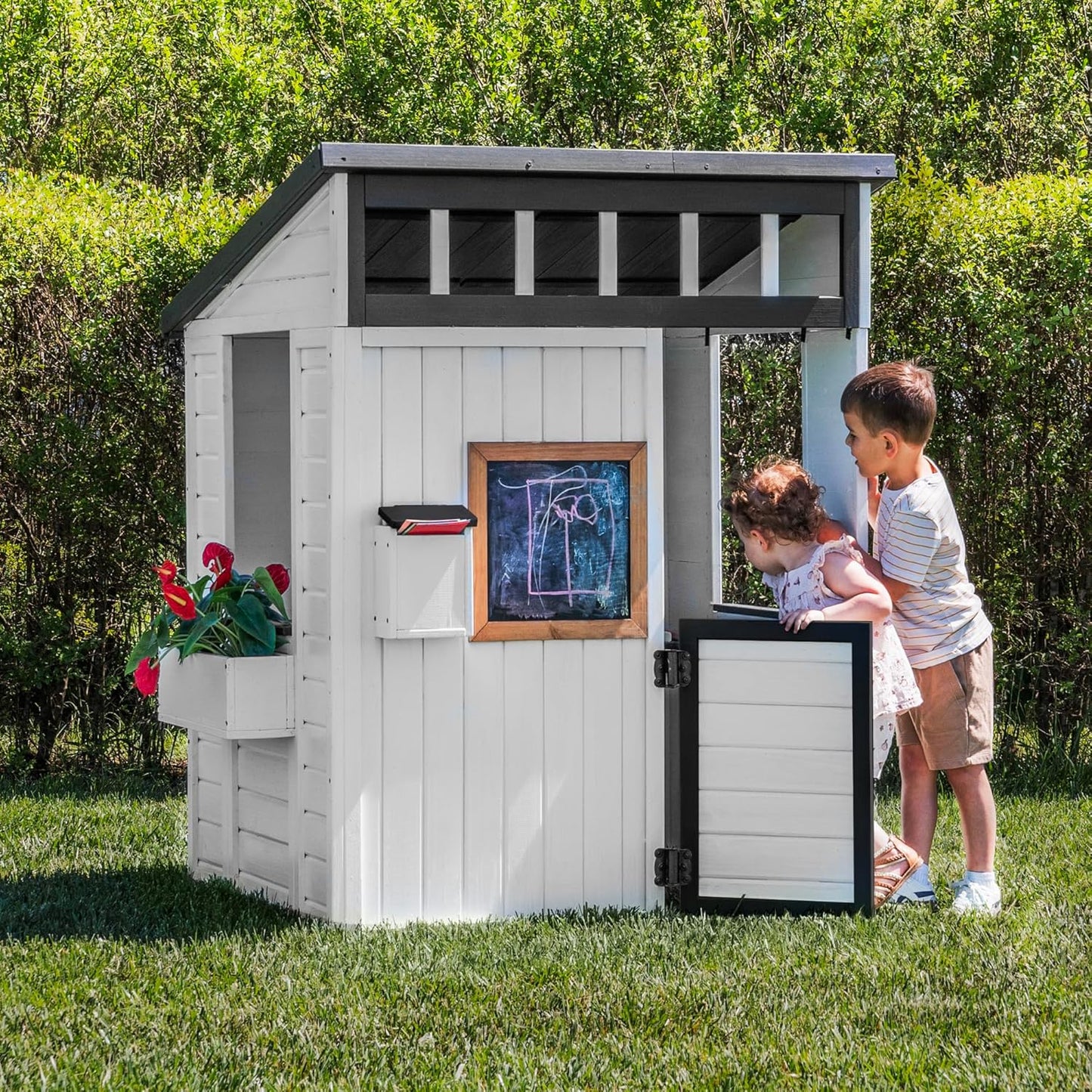 Backyard Discovery Caraway Cottage Playhouse
