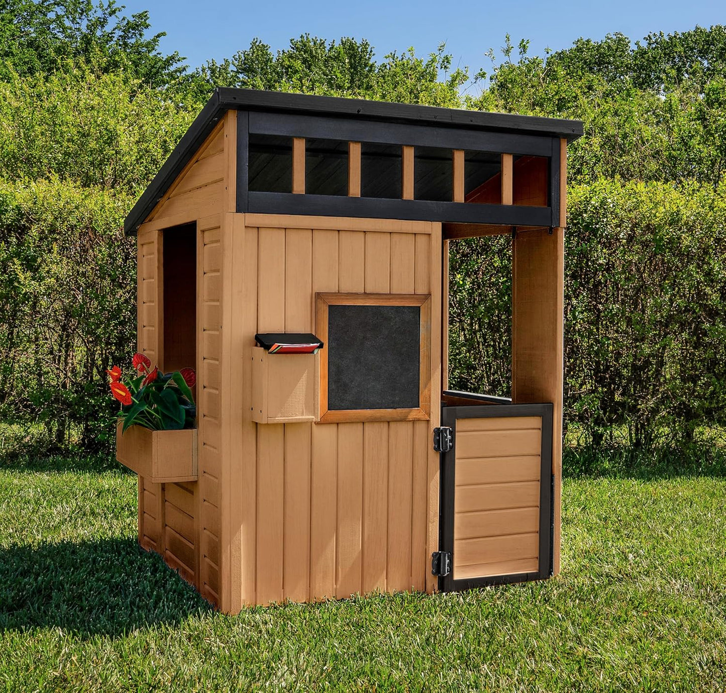 Backyard Discovery Caraway Cottage Playhouse